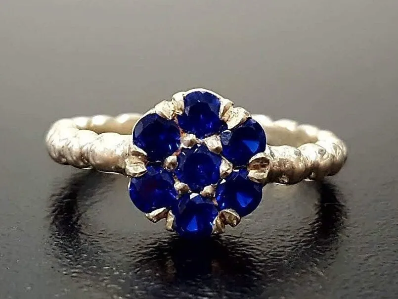 Flower Sapphire Ring - Blue Sapphire Ring - Daisy Ring