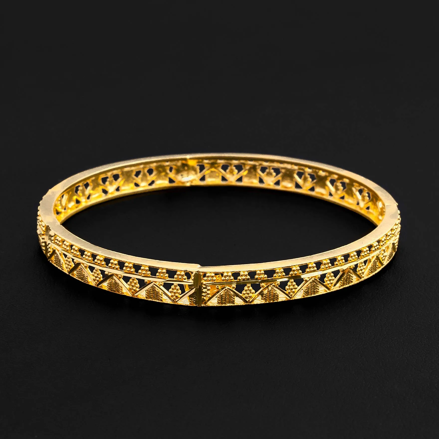 GOLDEN BANGLE PGB132-571