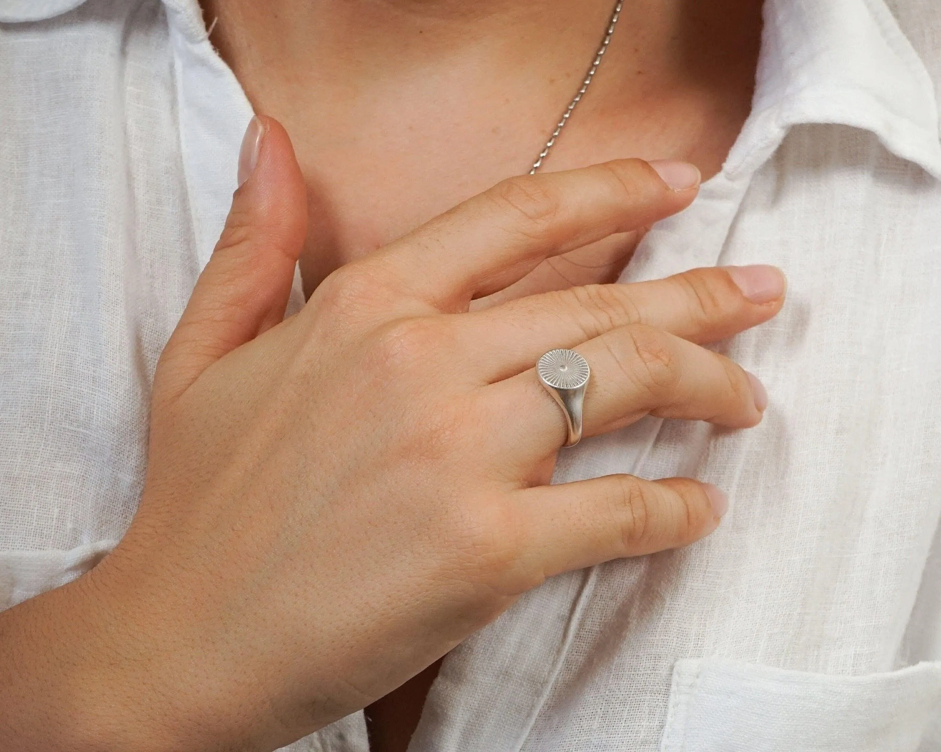 Silver-Plated Sun Rays Signet Ring