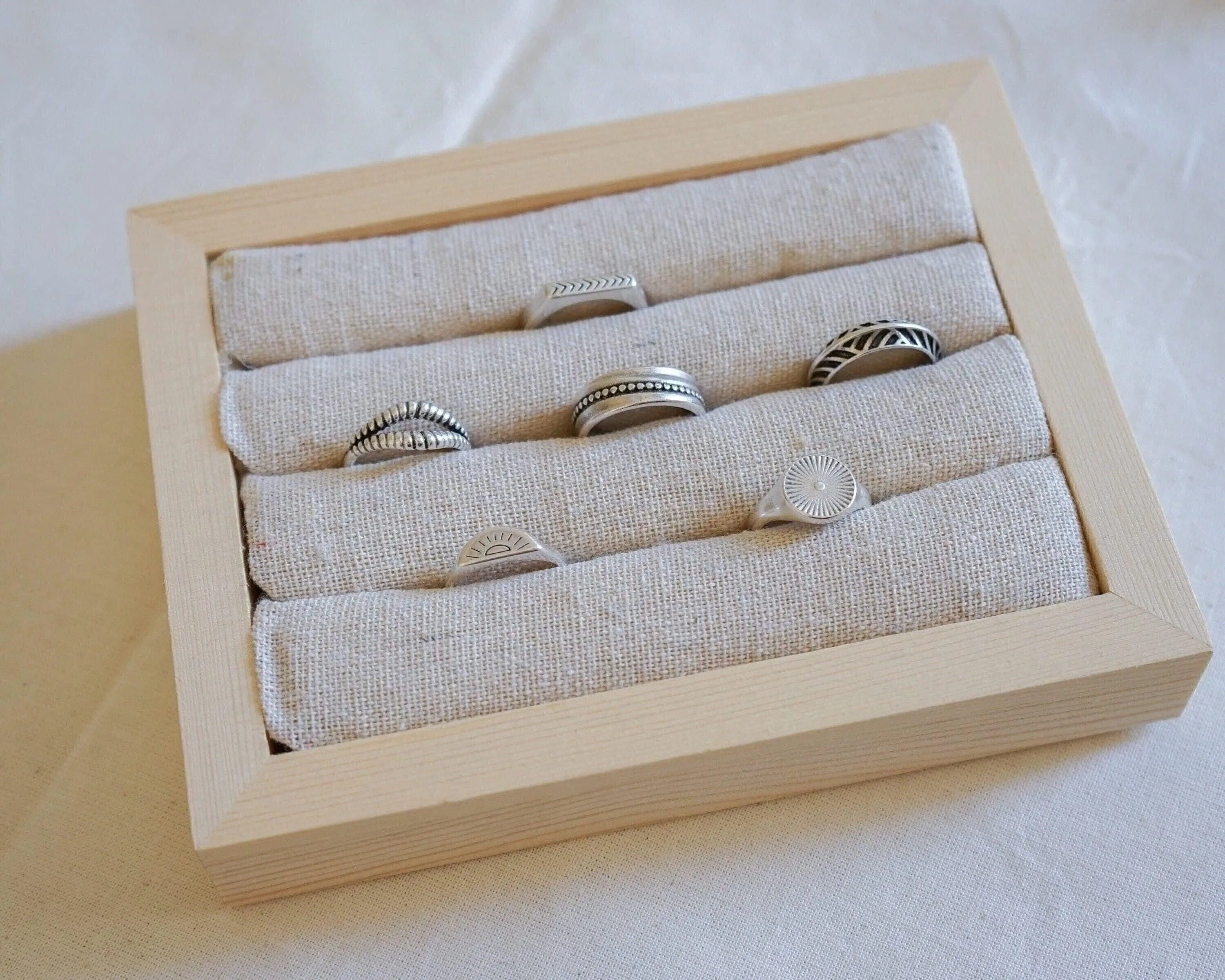 Silver-Plated Sun Rays Signet Ring