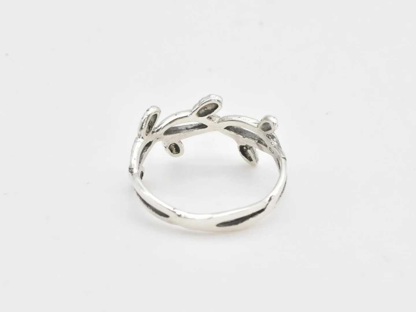 Silver Vine Ring - Vintage Leaf Band - Silver Leaf Ring